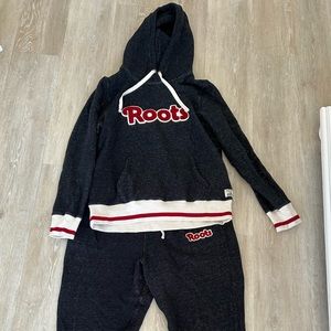 Adorable matching sweats from Roots.